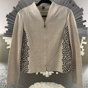 ST. JOHN ELEGANT ZIP UP